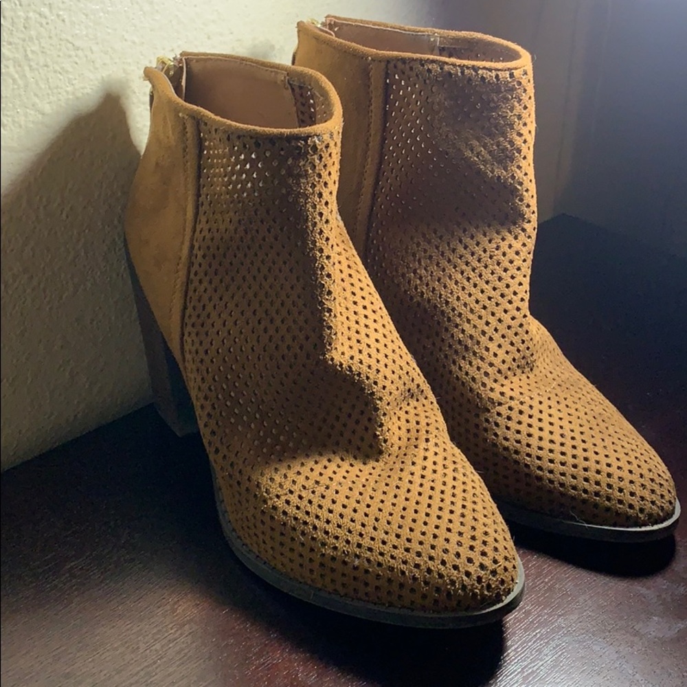 Brown dress boots